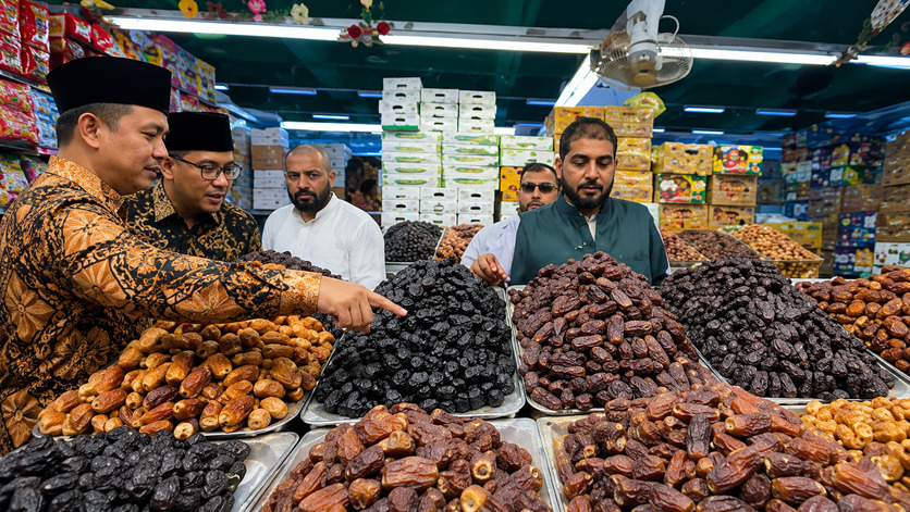 pasar kurma madinah